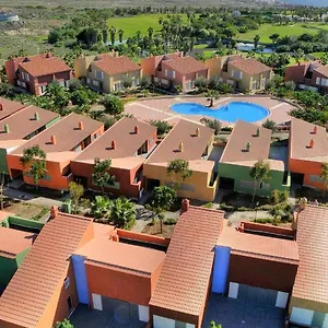 https://adosado-la-guancha.tenerifehoteles.net